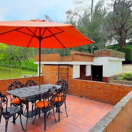 Hacienda Moncora Cabana Lago P 1 El Rosal Bagian luar foto