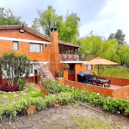Hacienda Moncora Cabana Lago P 1 El Rosal Bagian luar foto