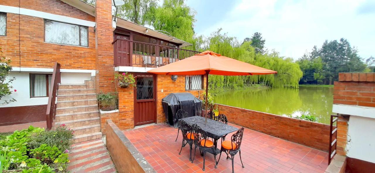 Hacienda Moncora Cabana Lago P 1 El Rosal Bagian luar foto