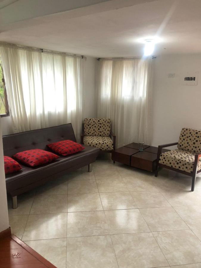 Hacienda Moncora Cabana Lago P 1 El Rosal Bagian luar foto